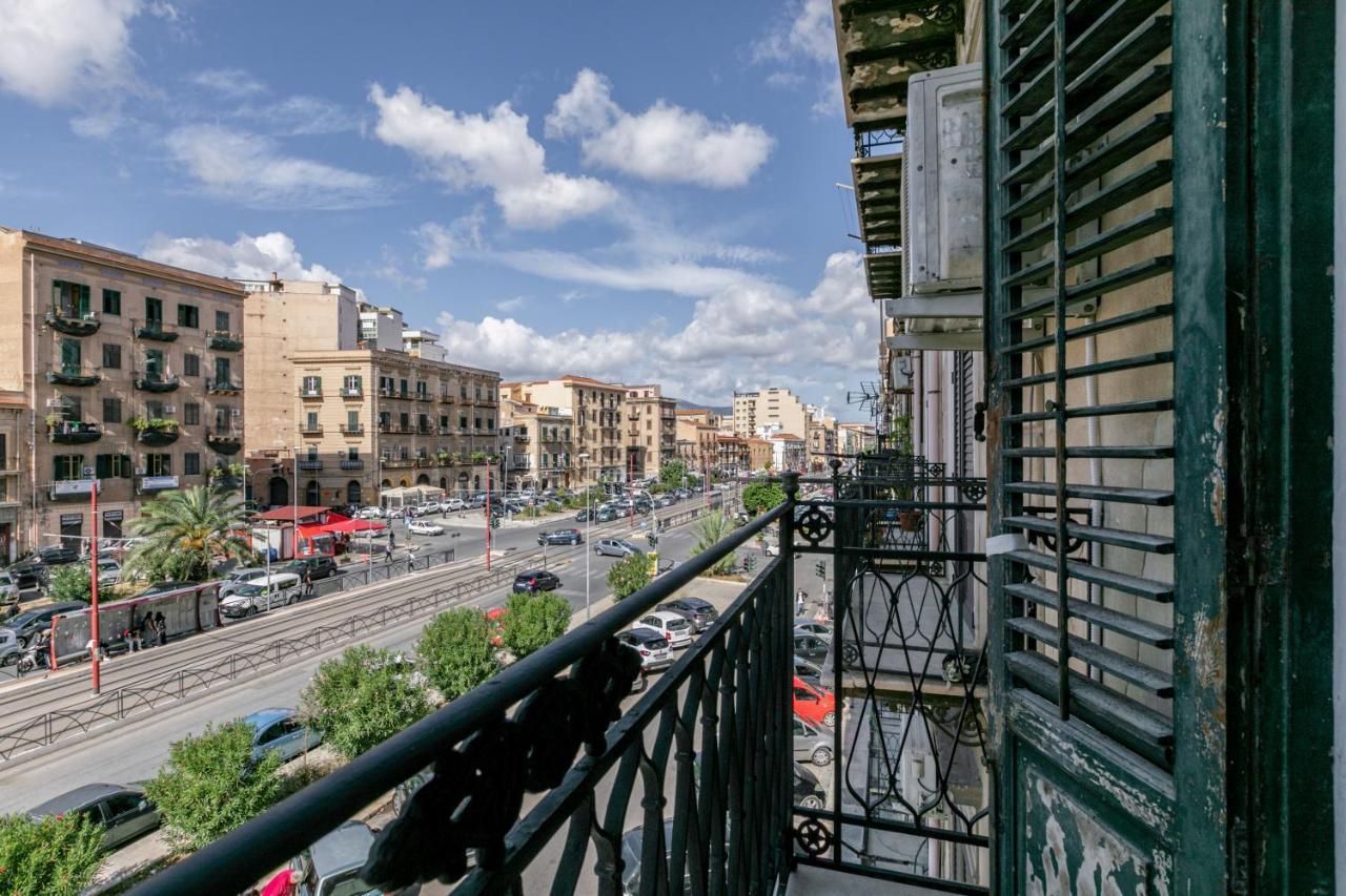 Appartement Corso Dei Mille Station Flat With Balcony à Palerme Extérieur photo