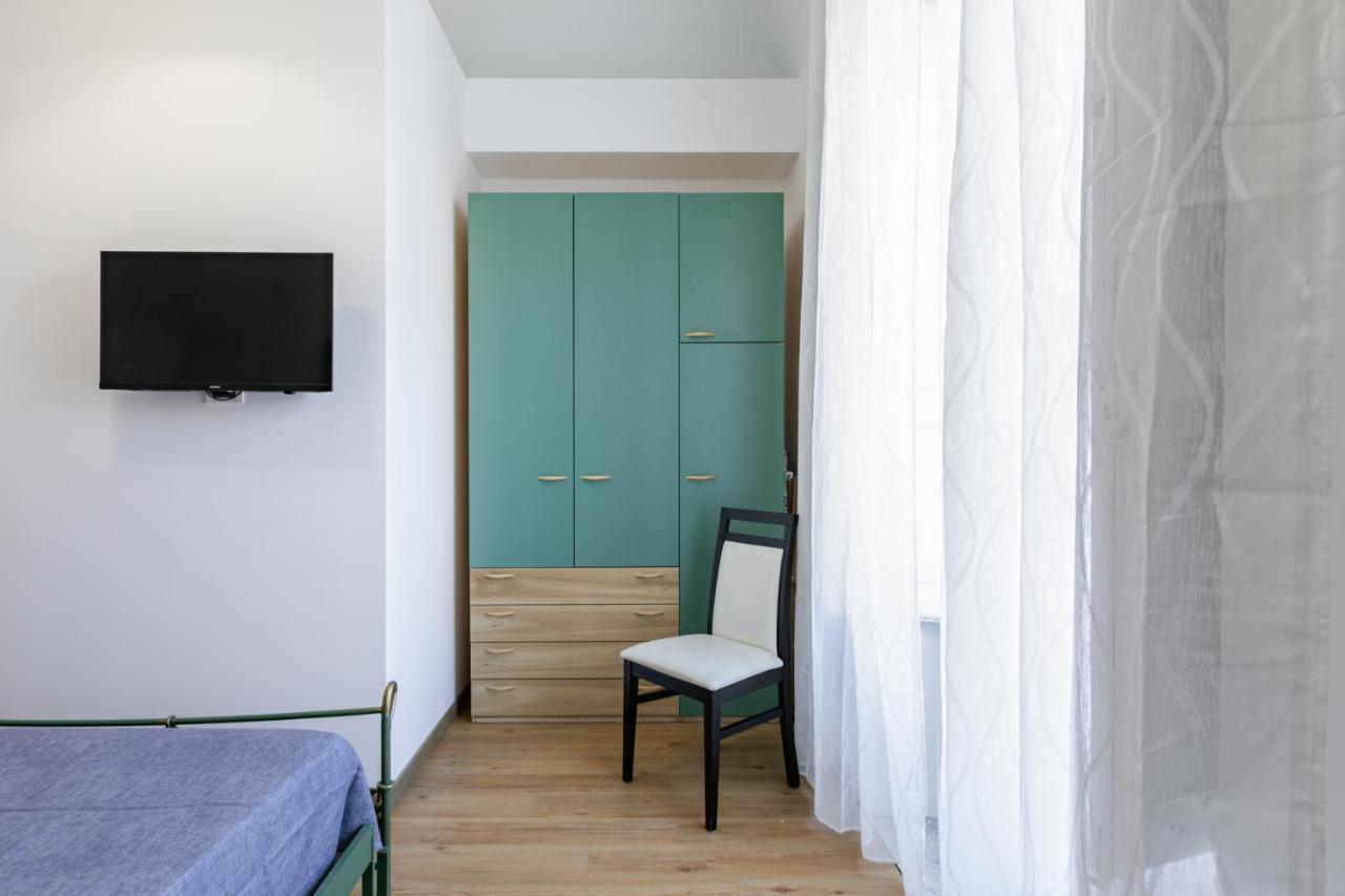Appartement Corso Dei Mille Station Flat With Balcony à Palerme Extérieur photo